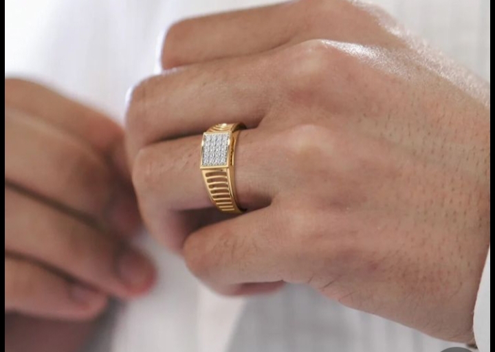 Men Gold Engagement Ring